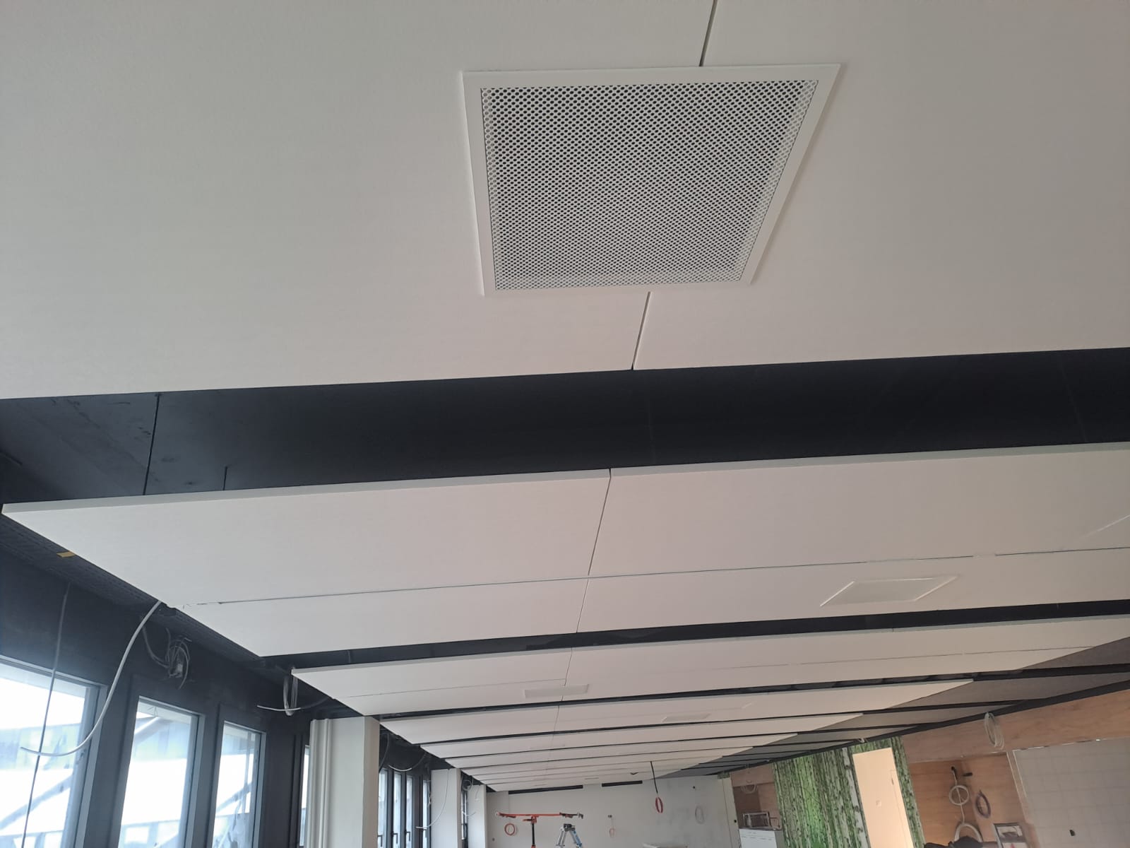 Plafond acoustique